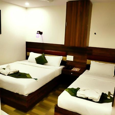 Airport Inn Residency Мумбаи Экстерьер фото
