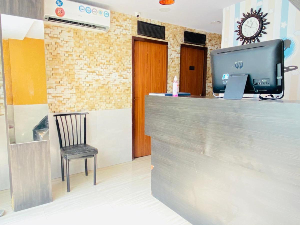 Airport Inn Residency Мумбаи Экстерьер фото
