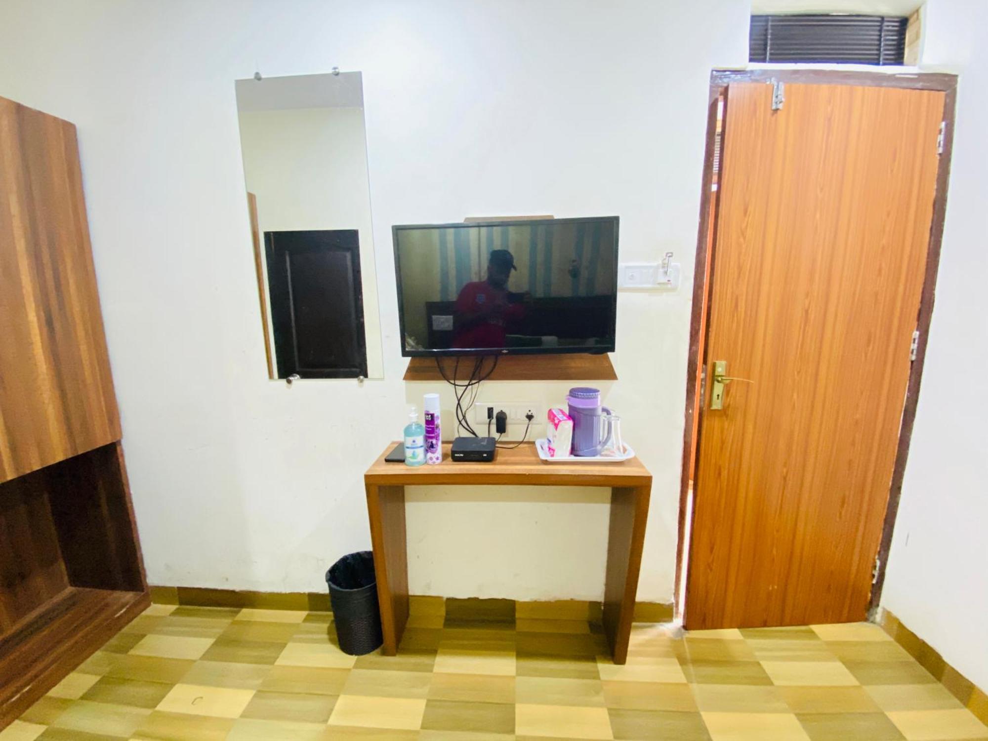 Airport Inn Residency Мумбаи Экстерьер фото