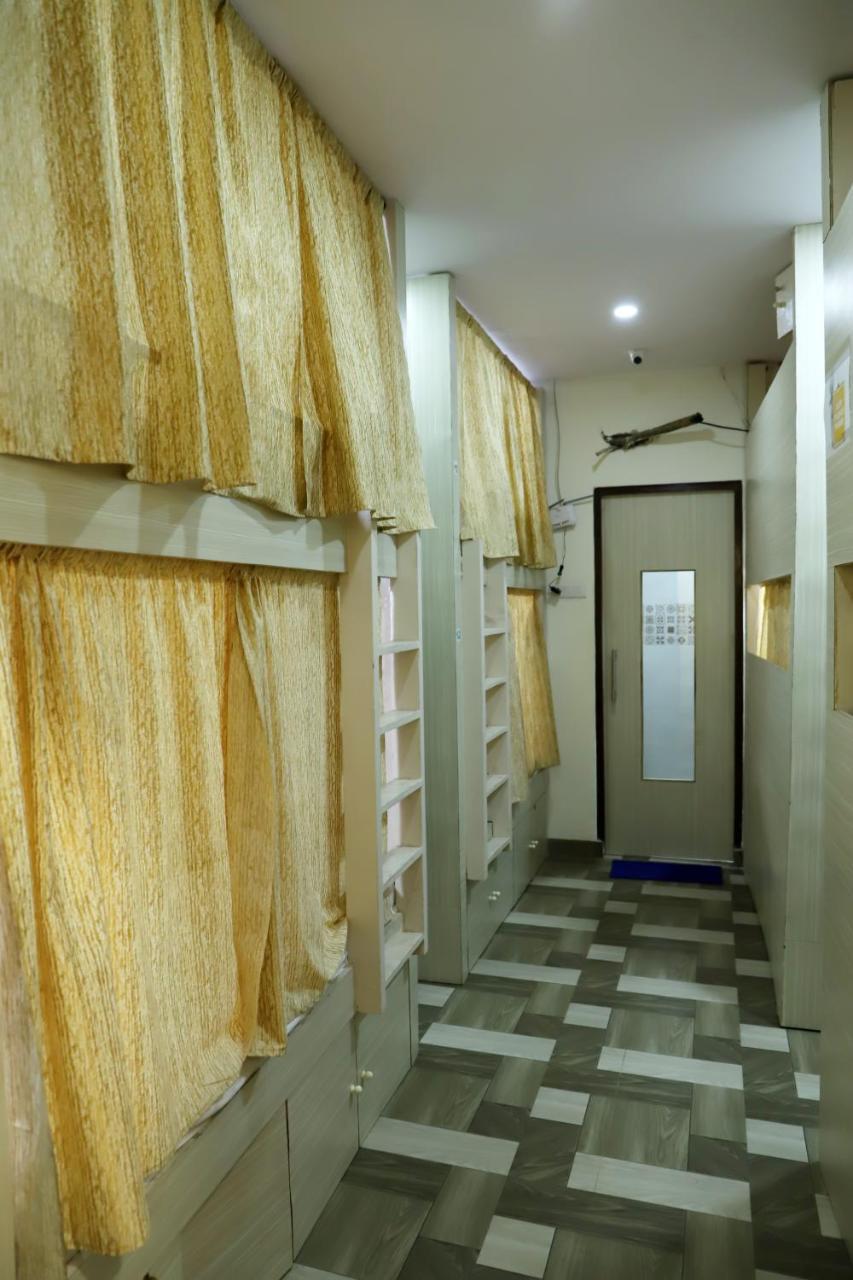 Airport Inn Residency Мумбаи Экстерьер фото